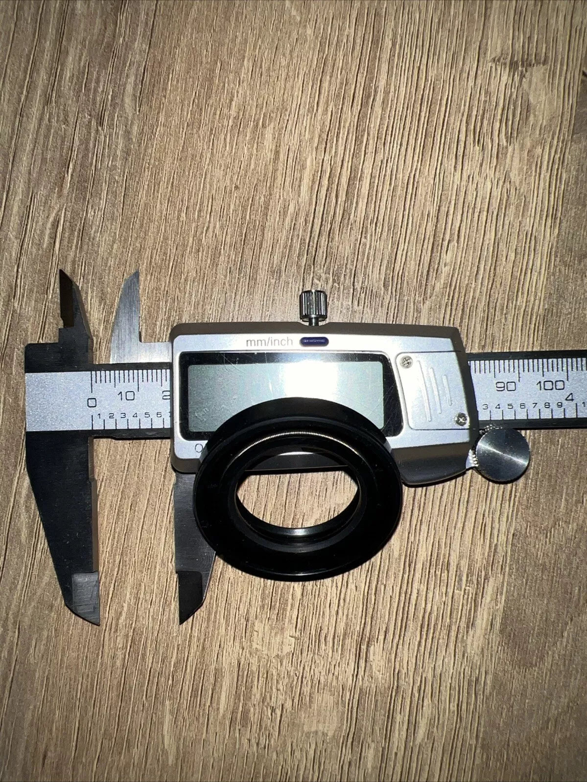 TC Oil Seal 25x40x8mm Double Lip with Spring | NBR Rotary Shaft Seal