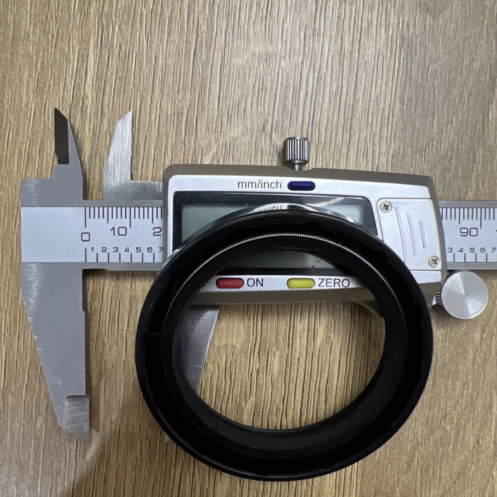 TC Oil Seal 45x60x9mm Double Lip with Spring | NBR Rotary Shaft / Dust Seal