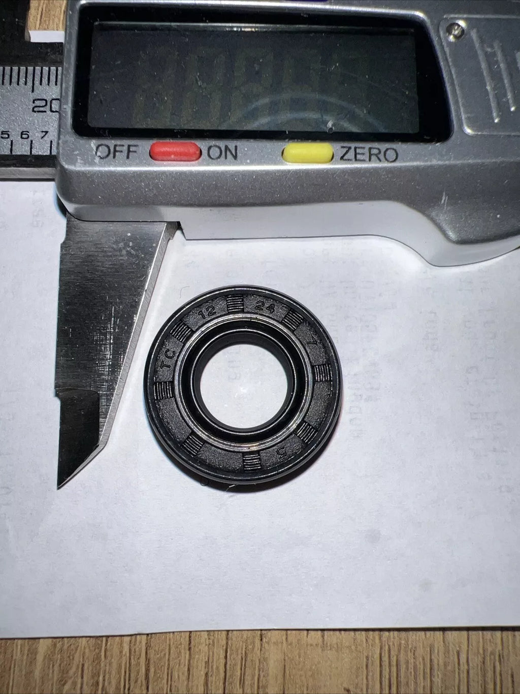 TC Oil Seal 12x24x7mm Double Lip with Spring | NBR Rotary Shaft / Dust Seal