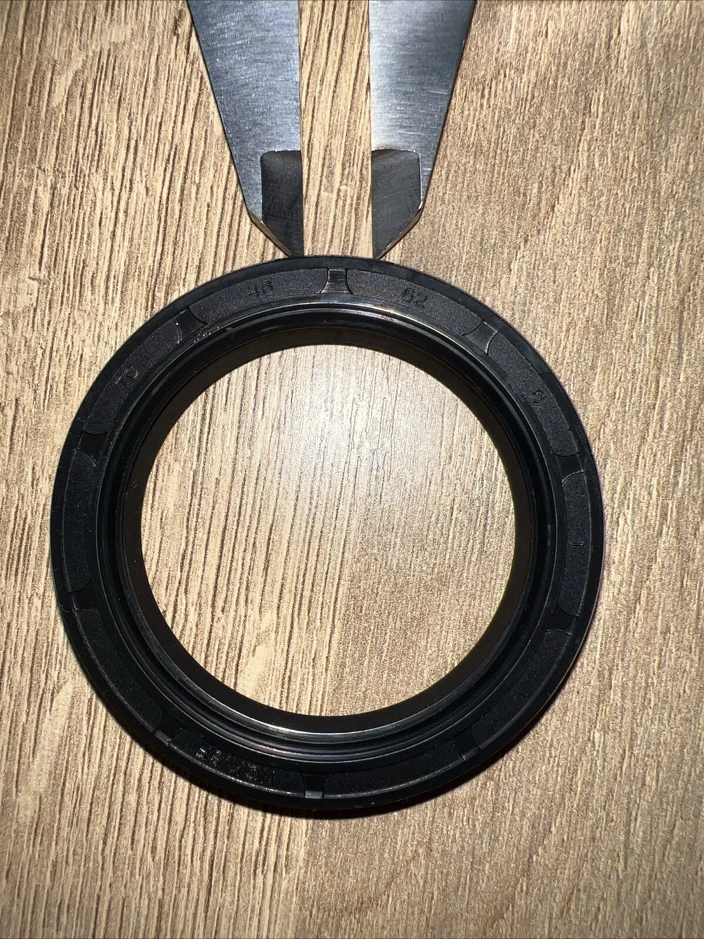 TC Oil Seal 46x62x8mm Double Lip with Spring | NBR Rotary Shaft / Dust Seal