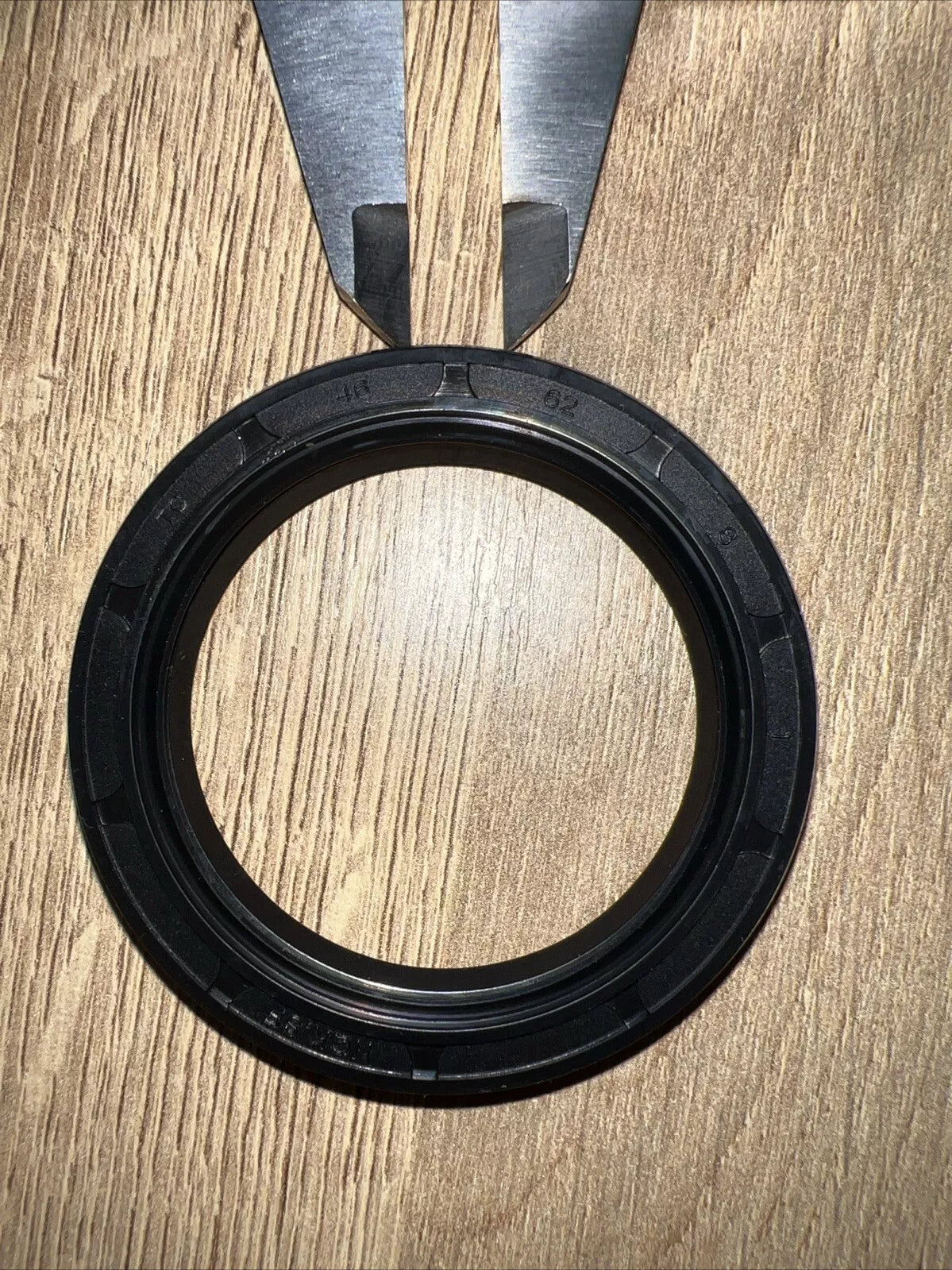 TC Oil Seal 46x62x8mm Double Lip with Spring | NBR Rotary Shaft / Dust Seal