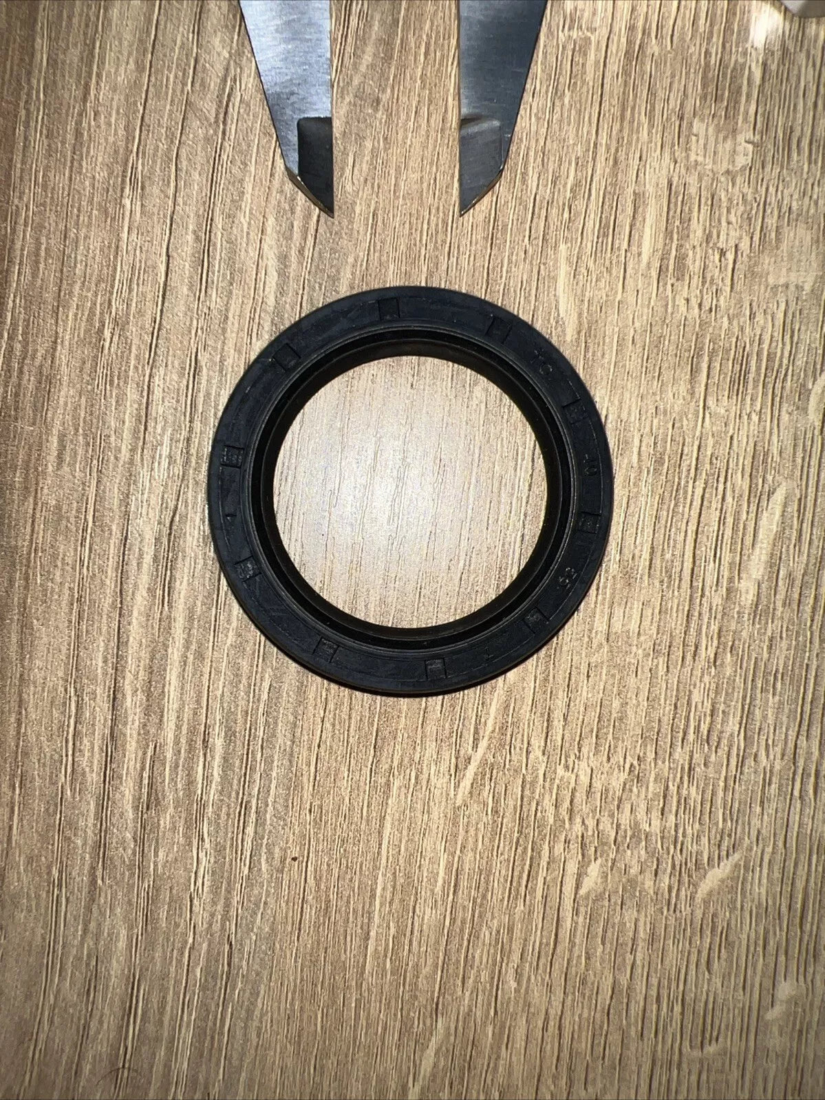 TC Oil Seal 40x55x7mm Double Lip with Spring | NBR Rotary Shaft Seal