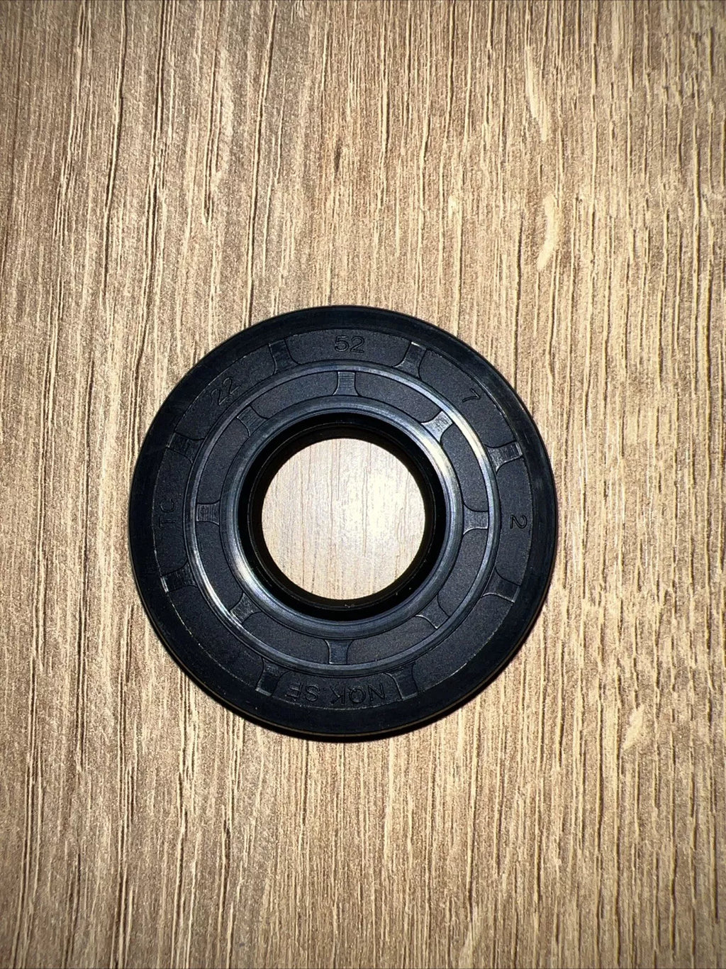 TC Oil Seal 22x52x7mm Double Lip with Spring | NBR Rotary Shaft / Dust Seal