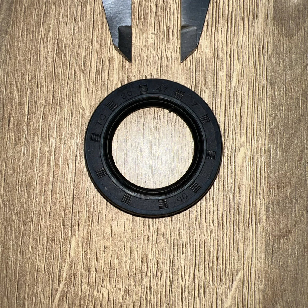TC Oil Seal 30x47x7mm Double Lip with Spring | NBR Rotary Shaft Seal
