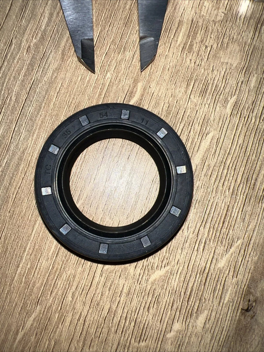 TC Oil Seal 35x54x11mm Double Lip with Spring | NBR Rotary Shaft Seal