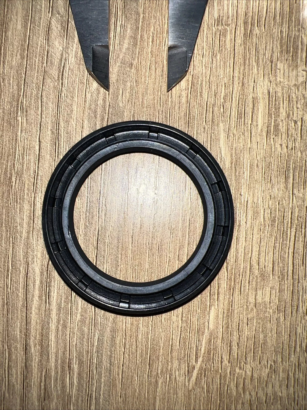 TC Oil Seal 40x55x7mm Double Lip with Spring | NBR Rotary Shaft Seal