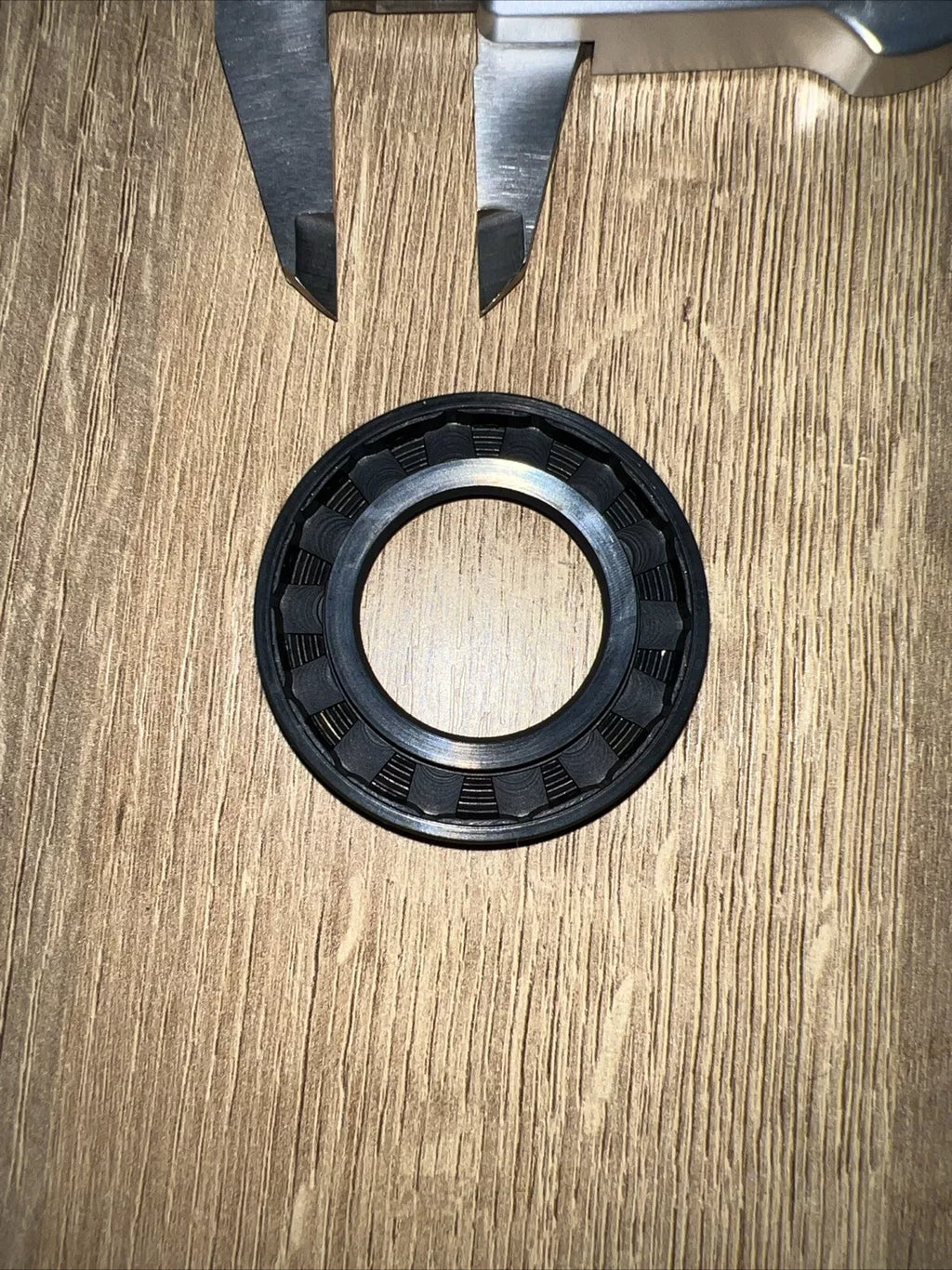 TC Oil Seal 30x52x7mm Double Lip with Spring | NBR Rotary Shaft / Dust Seal
