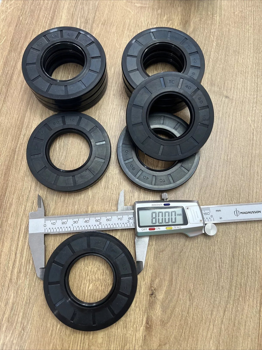 TC Oil Seal 40x80x10mm Double Lip with Spring | NBR Rotary Shaft Seal