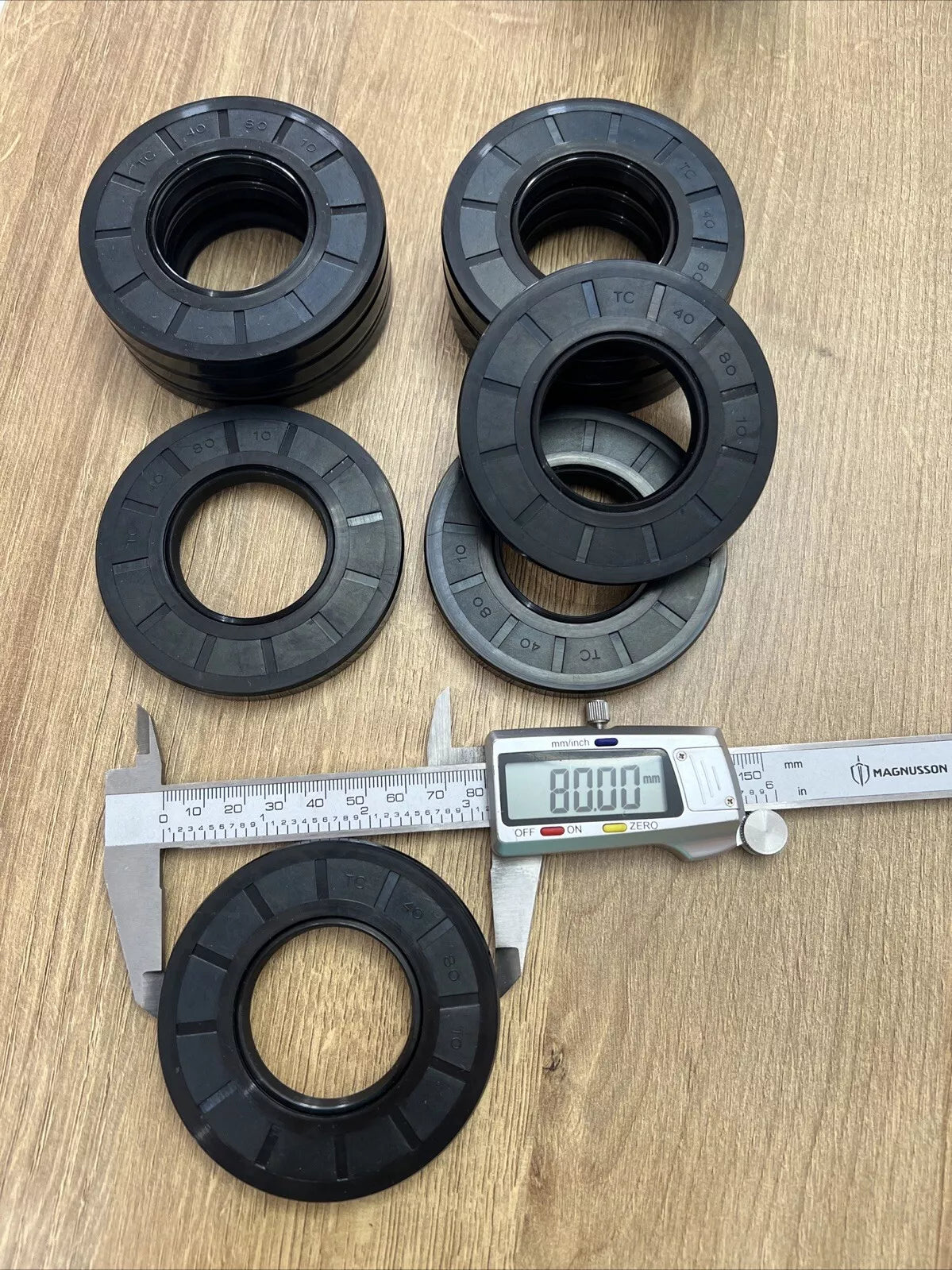 TC Oil Seal 40x80x10mm Double Lip with Spring | NBR Rotary Shaft Seal