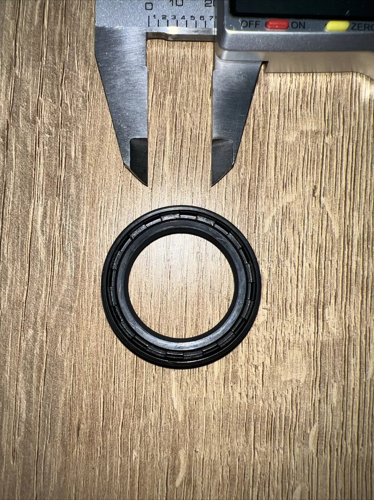 TC Oil Seal 30x42x7mm Double Lip with Spring | NBR Rotary Shaft Seal