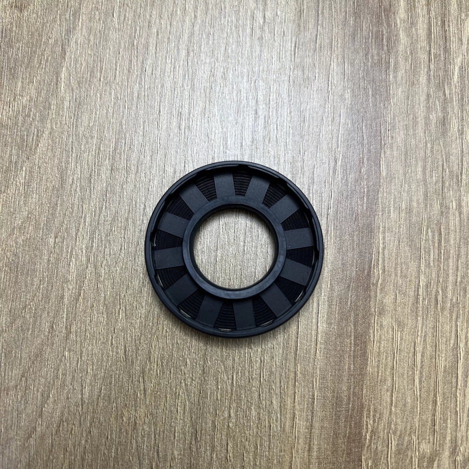 TC Oil Seal 25x52x7mm Double Lip with Spring | NBR Rotary Shaft Seal