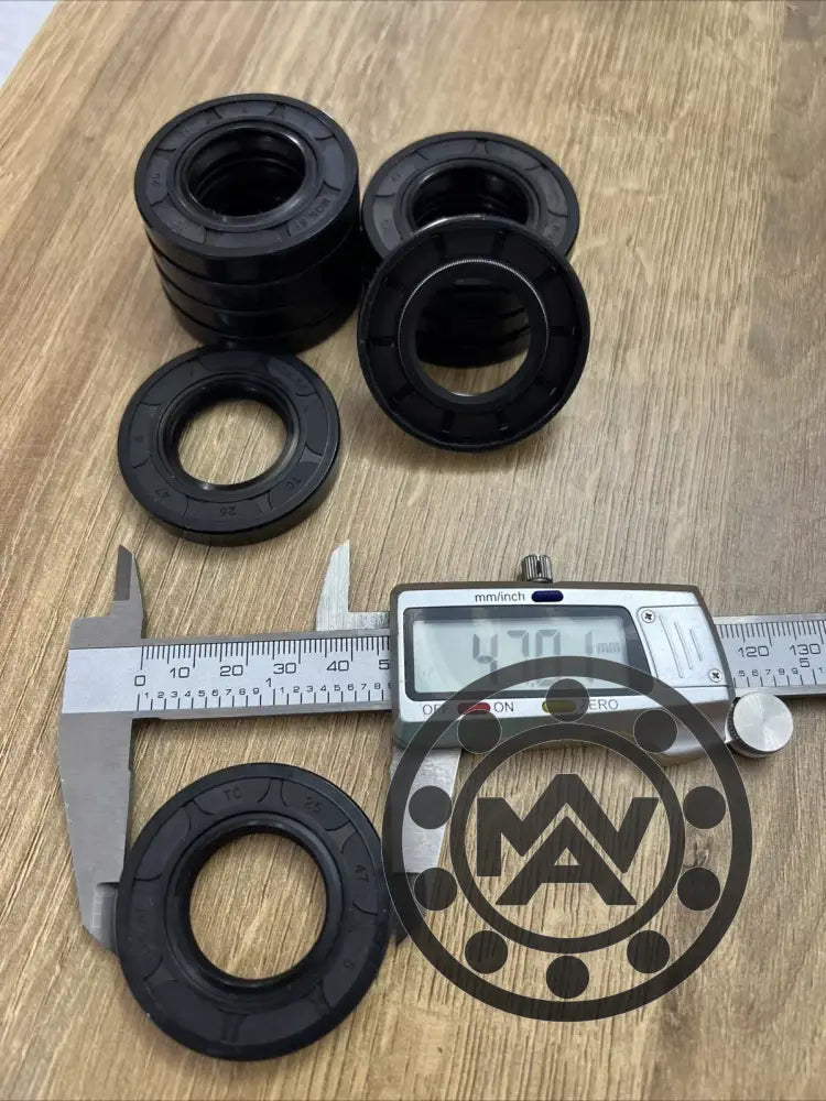 25x47x8mm TC double-lip NBR rotary shaft oil seal