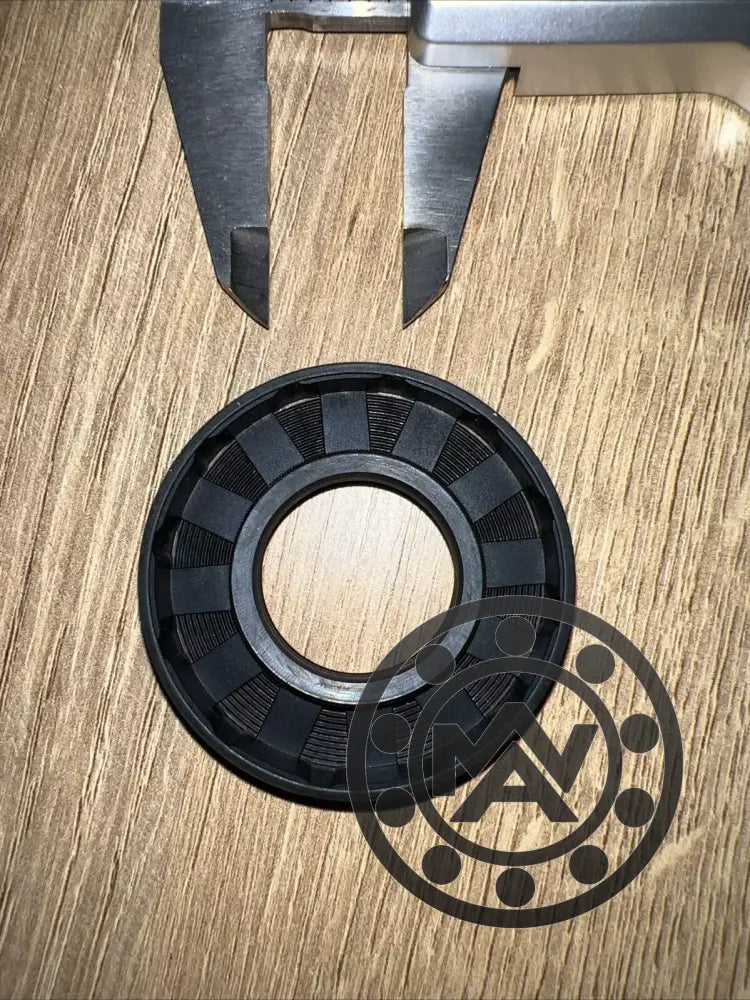 25x52x10mm TC double-lip NBR rotary shaft oil seal
