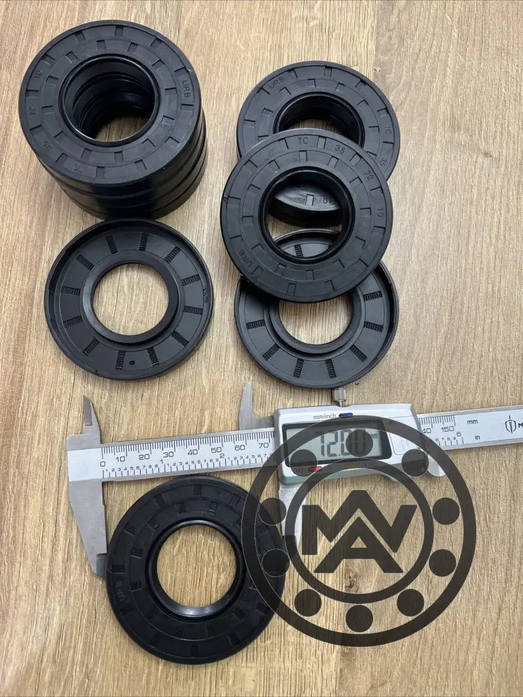 35x72x10mm TC double-lip NBR rotary shaft oil seal